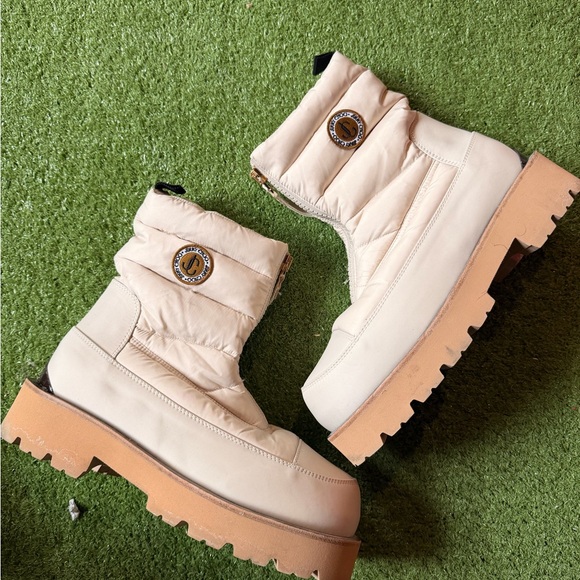 Jimmy Choo Cream Winter Boots - Picture 2 of 9